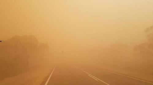 沙尘暴图片,视觉见证地球之肺的痛苦呼吸